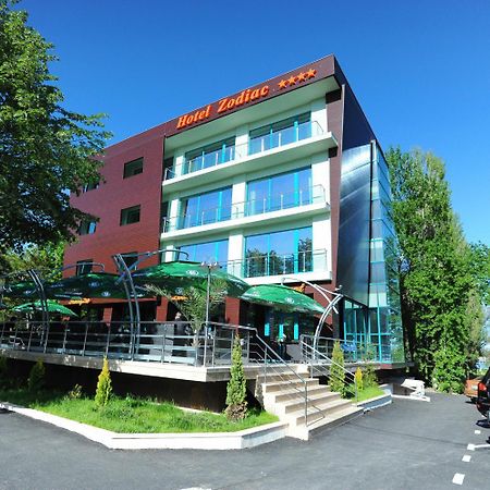 Hotel Zodiac Constanţa Esterno foto