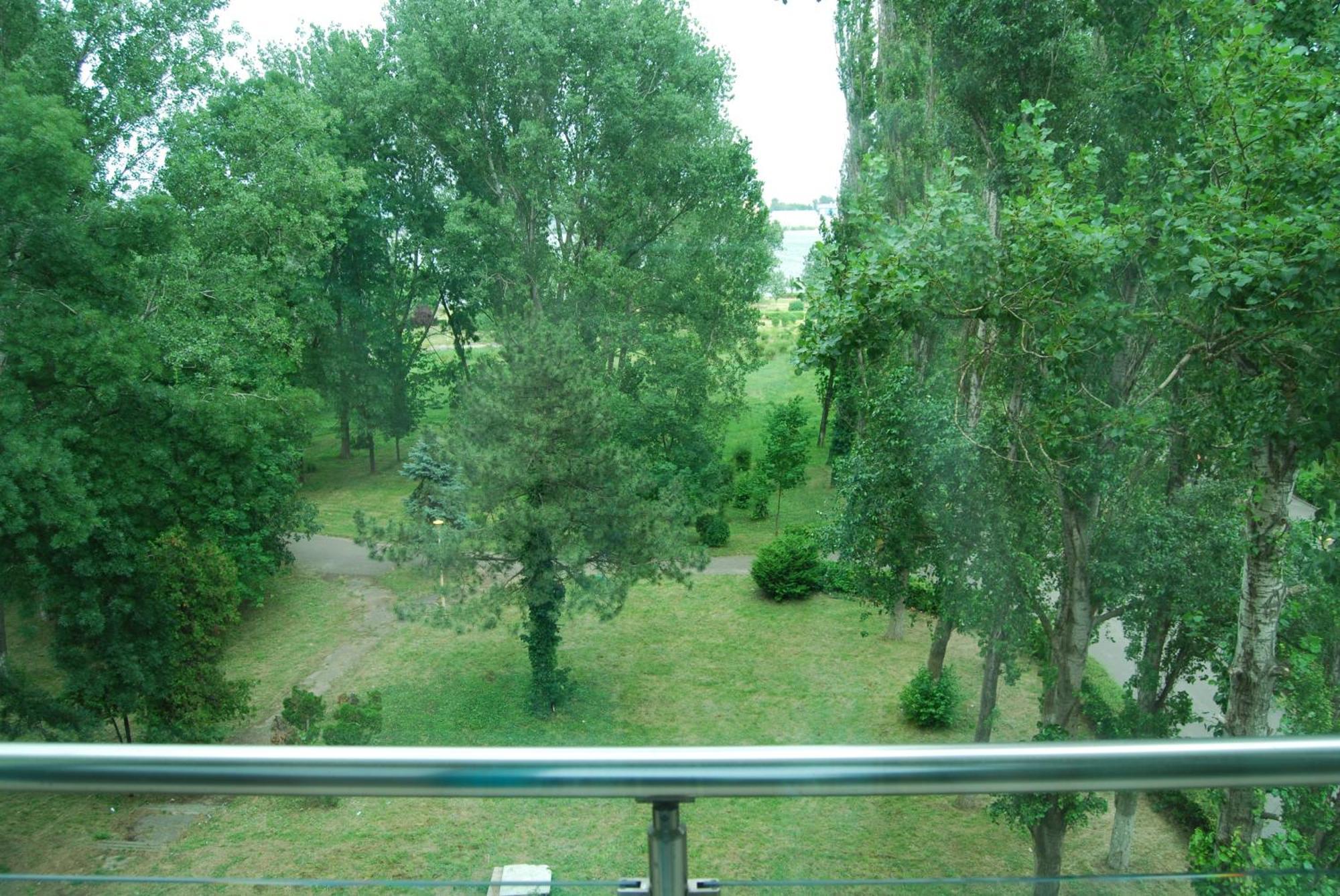 Hotel Zodiac Constanţa Esterno foto